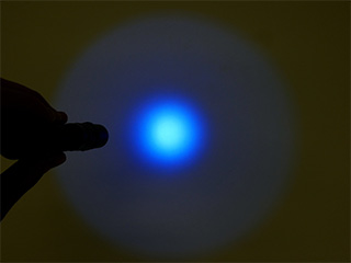 均一な照射 IDX-200